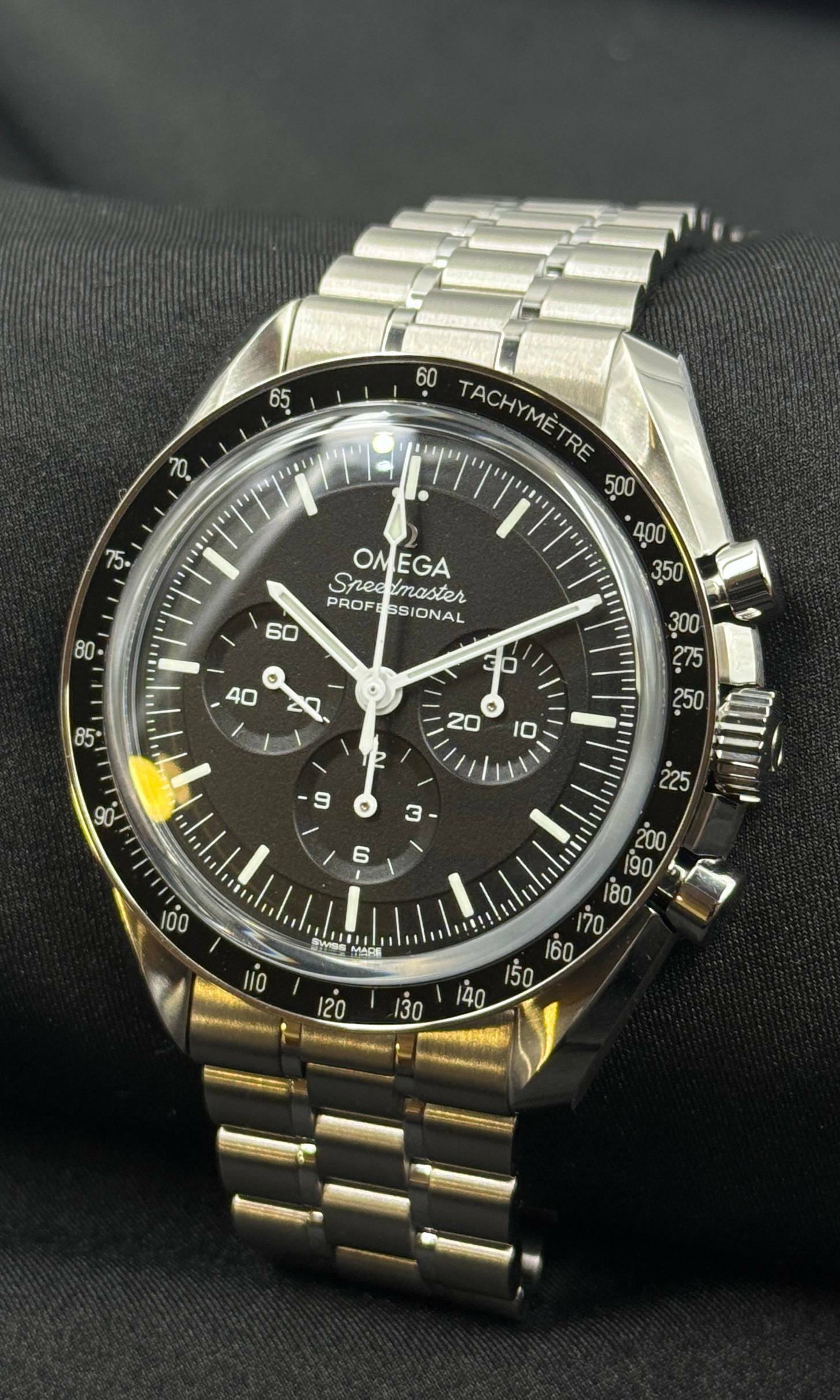 Omega Speedmaster MOONWATCH ZAFFIRO lotto 39268
