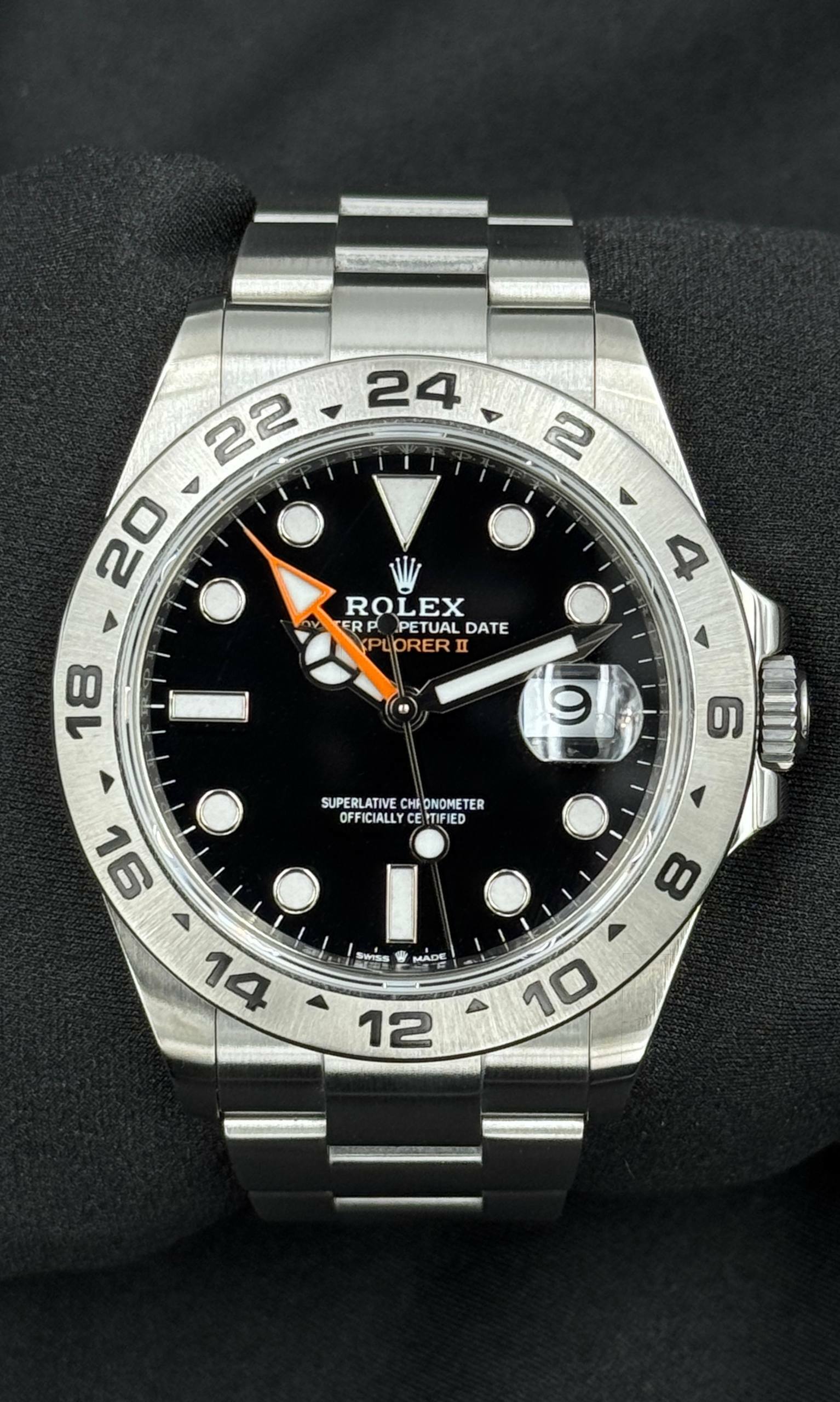 Rolex Explorer II 42 lotto 38943