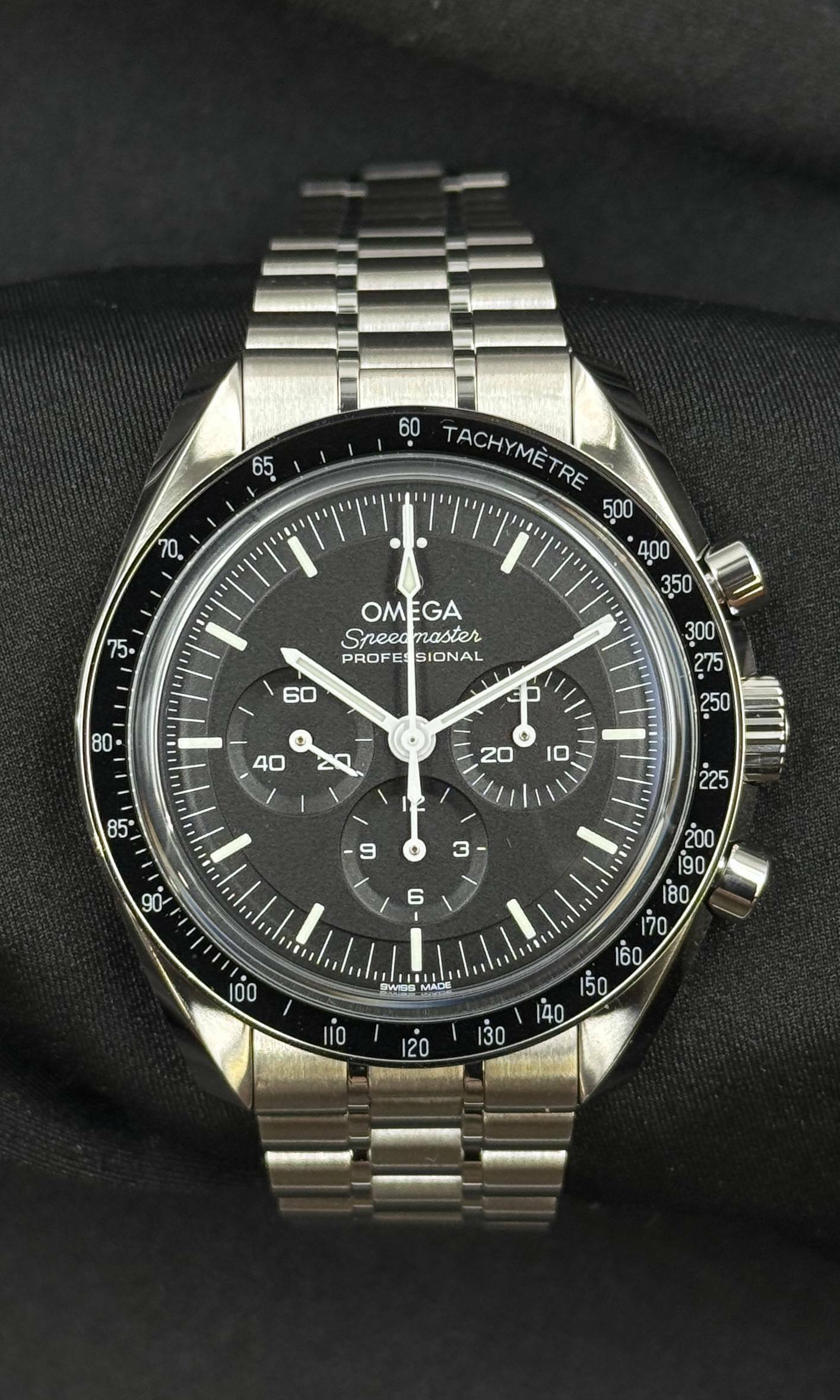 Omega Speedmaster MOONWATCH ZAFFIRO lotto 39268