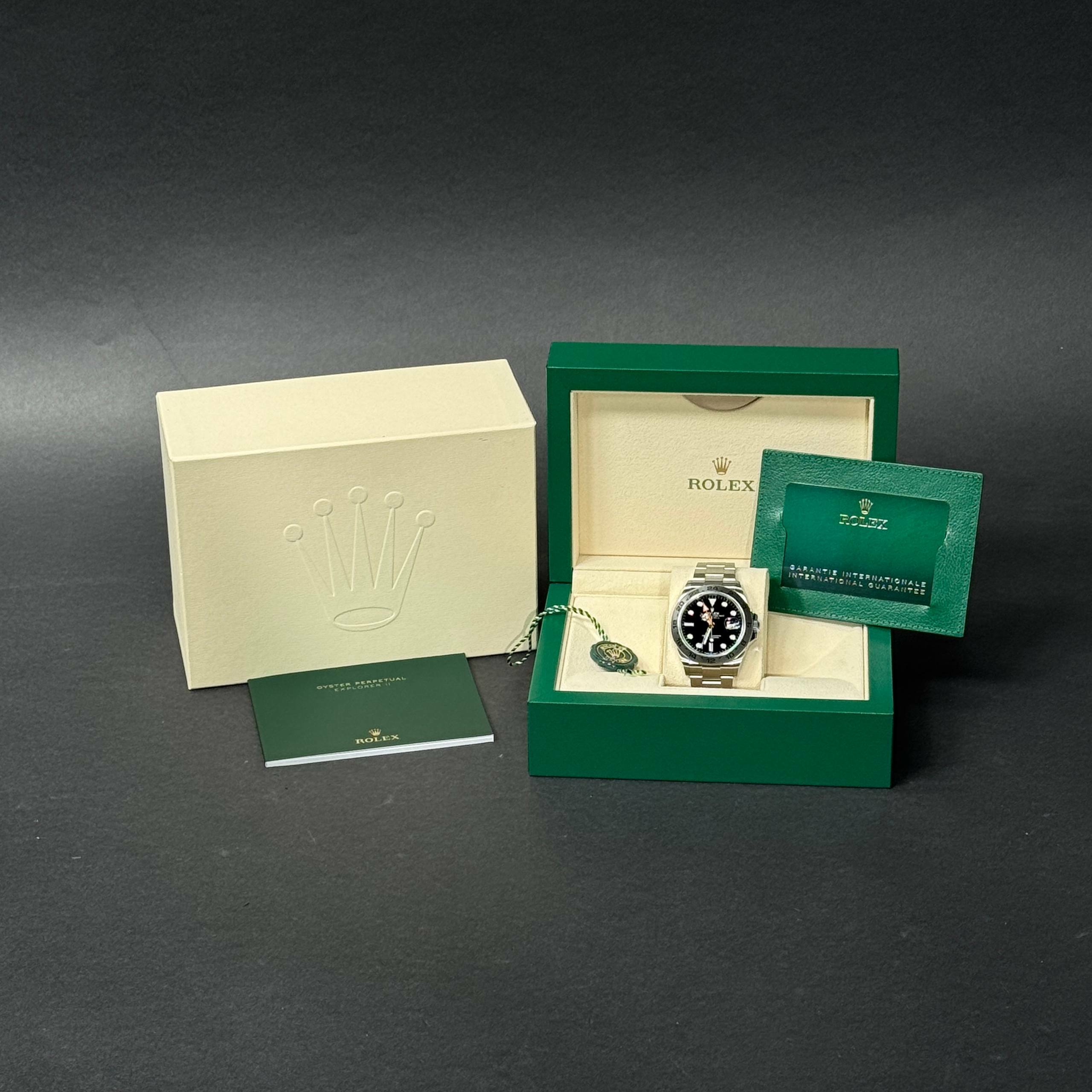 Rolex Explorer II 42 lotto 39077