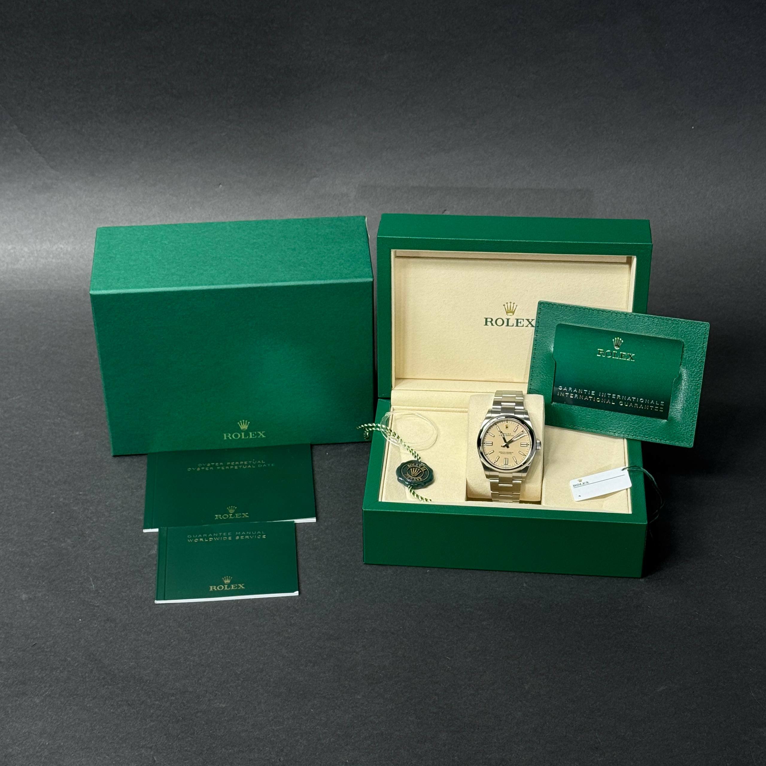 Rolex Oyster Perpetual 41 CREAM lotto 39211