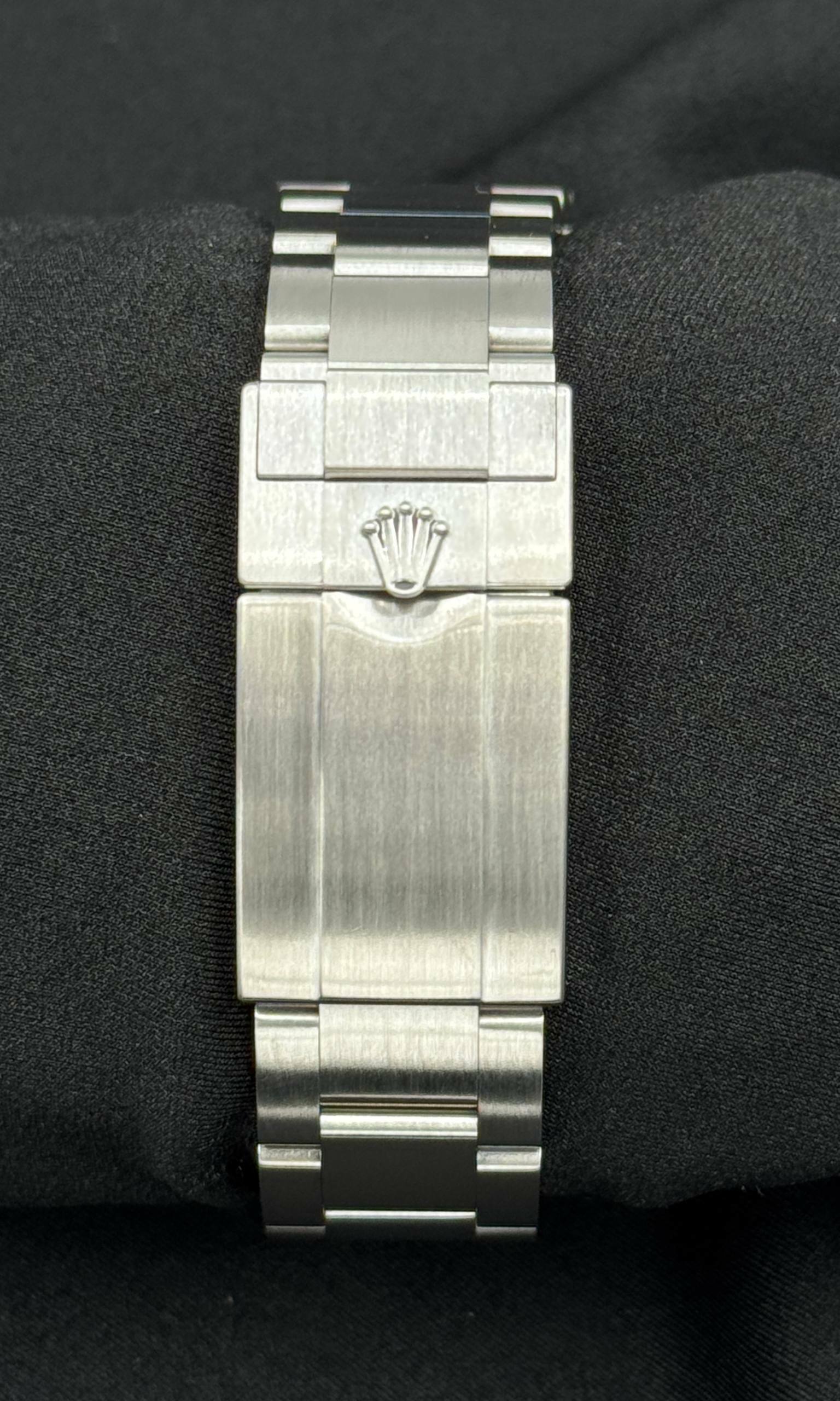 Rolex Explorer II 42 lotto 39077