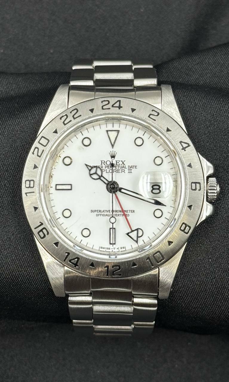 Rolex Explorer II 40 lotto 39545 - Orologio di lusso usati e garantiti CHLW Bari