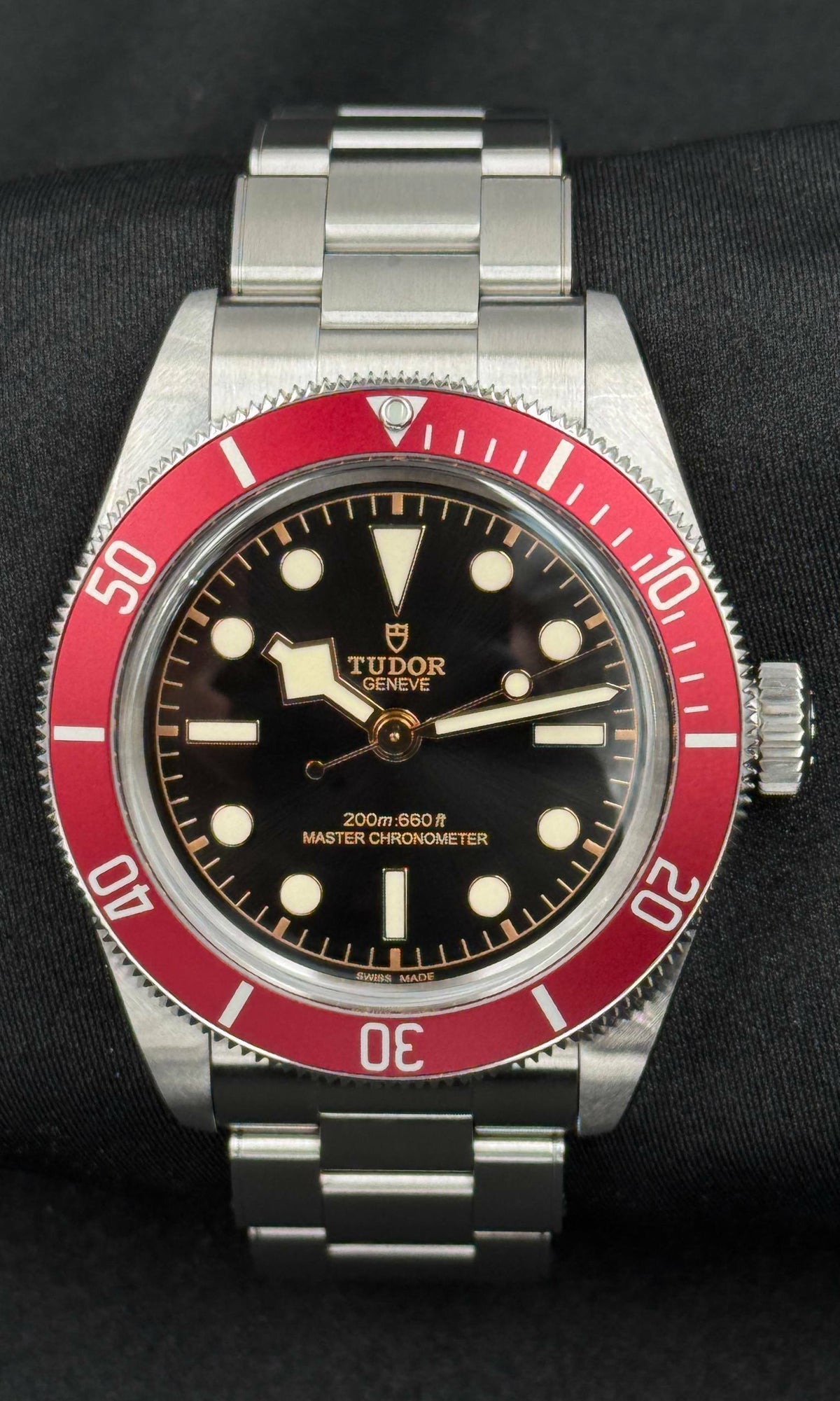Tudor Black Bay 41 GHIERA ROSSA lotto 39575 - Orologio di lusso usati e garantiti CHLW Bari