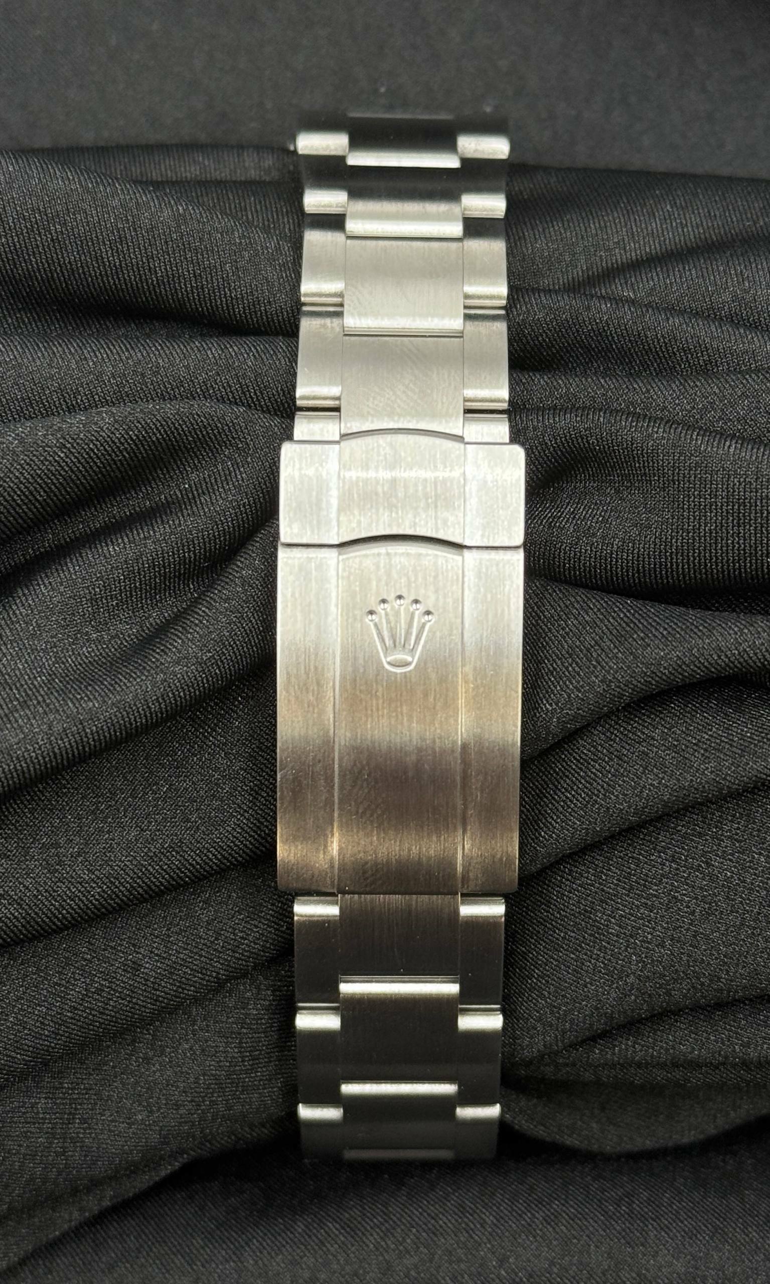 Rolex Oyster Perpetual 39 lotto 39422