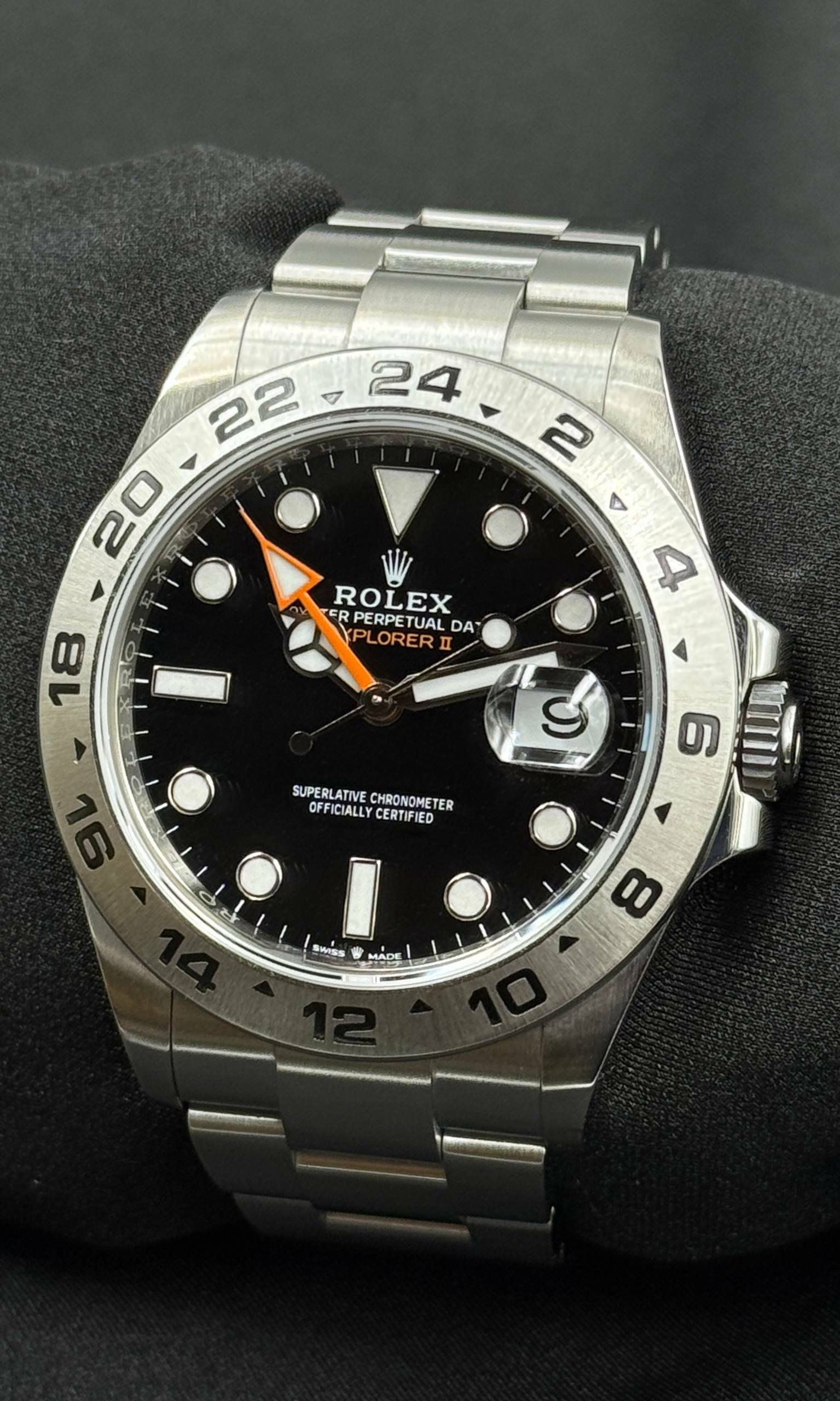 Rolex Explorer II 42 lotto 38943