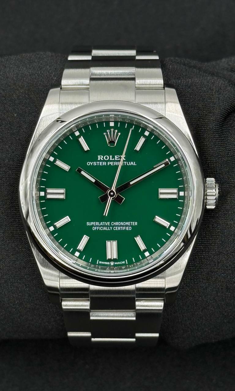 Rolex Oyster Perpetual 36 GREEN lotto 39529 - Orologio di lusso usati e garantiti CHLW Bari