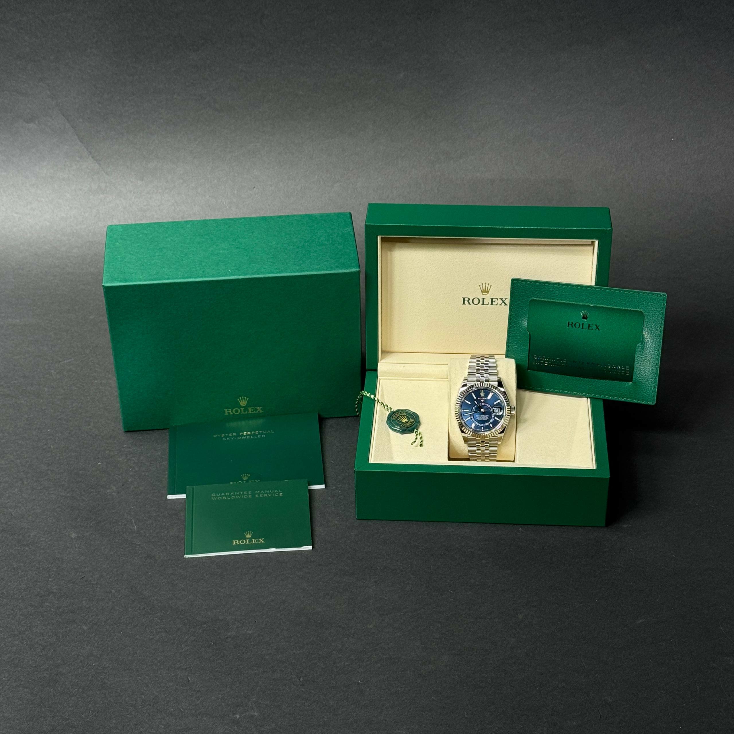 Rolex Sky-Dweller lotto 39136