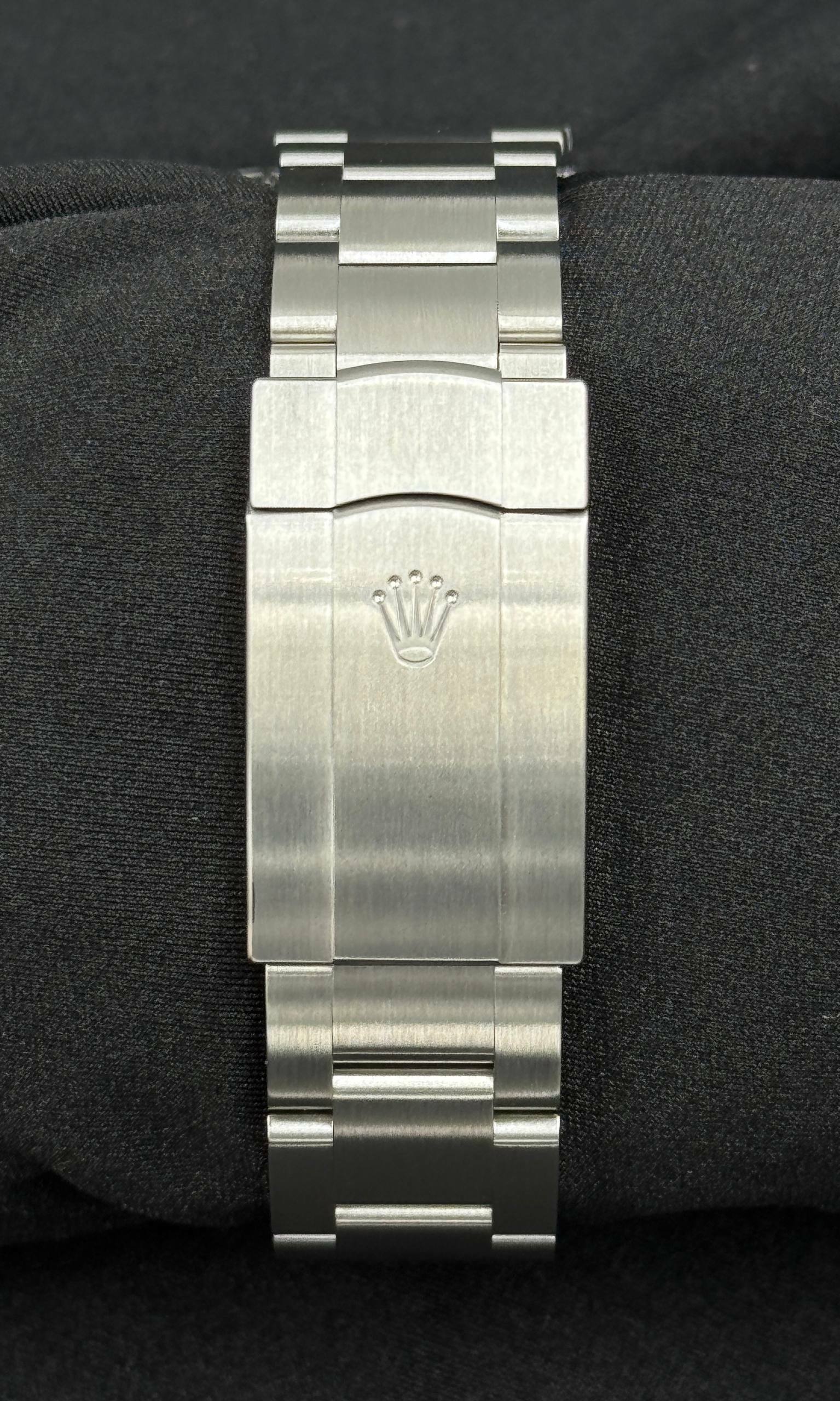 Rolex Oyster Perpetual 41 GREEN lotto 39051