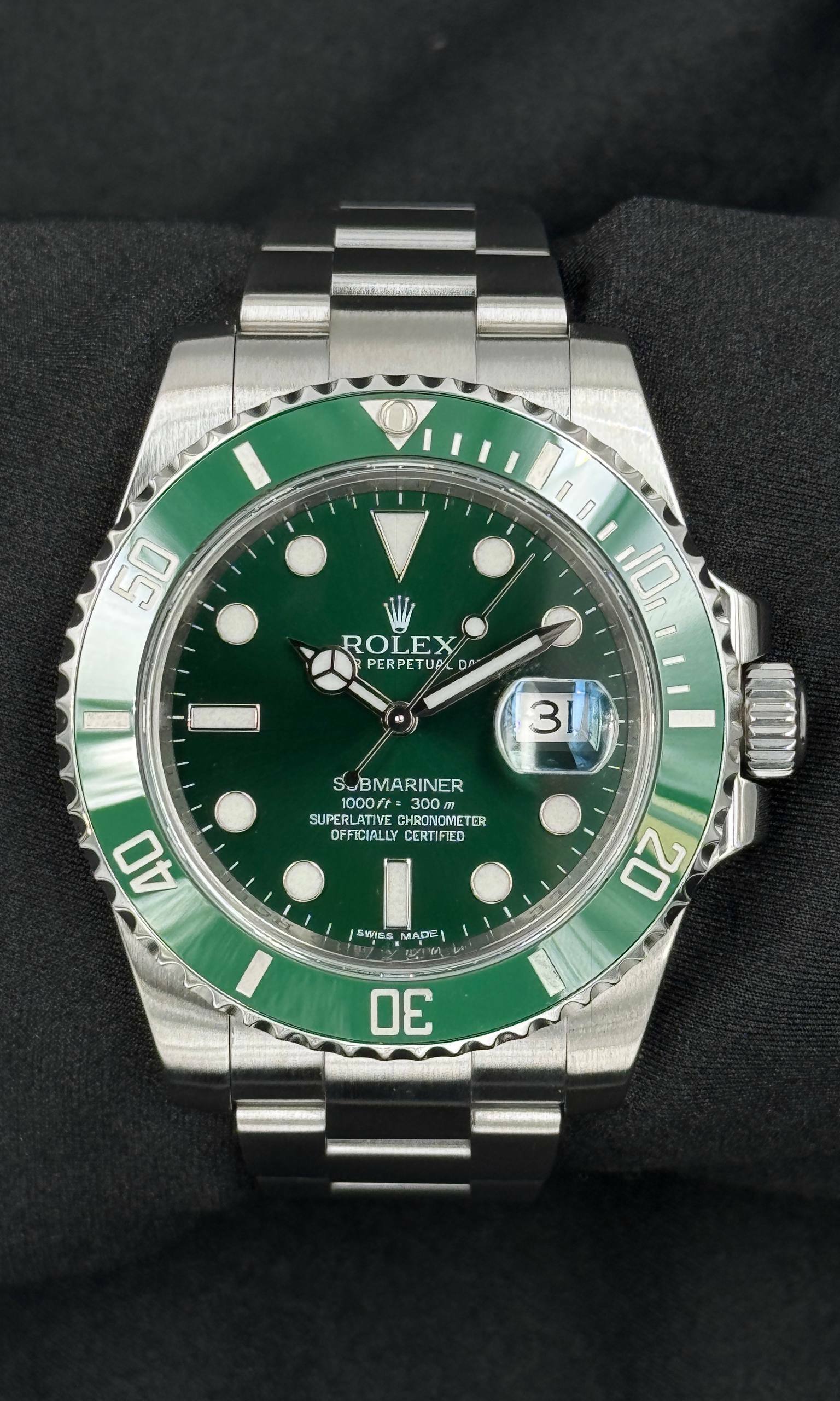 Rolex Submariner Date 40 HULK lotto 39310